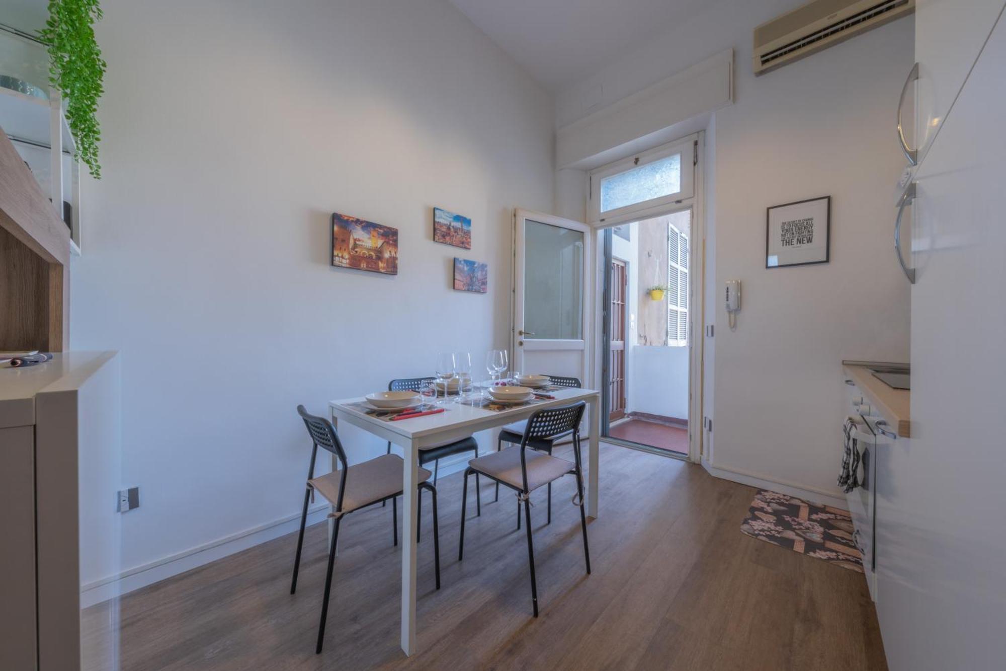 Suite In The Center Of 博洛尼亚 外观 照片