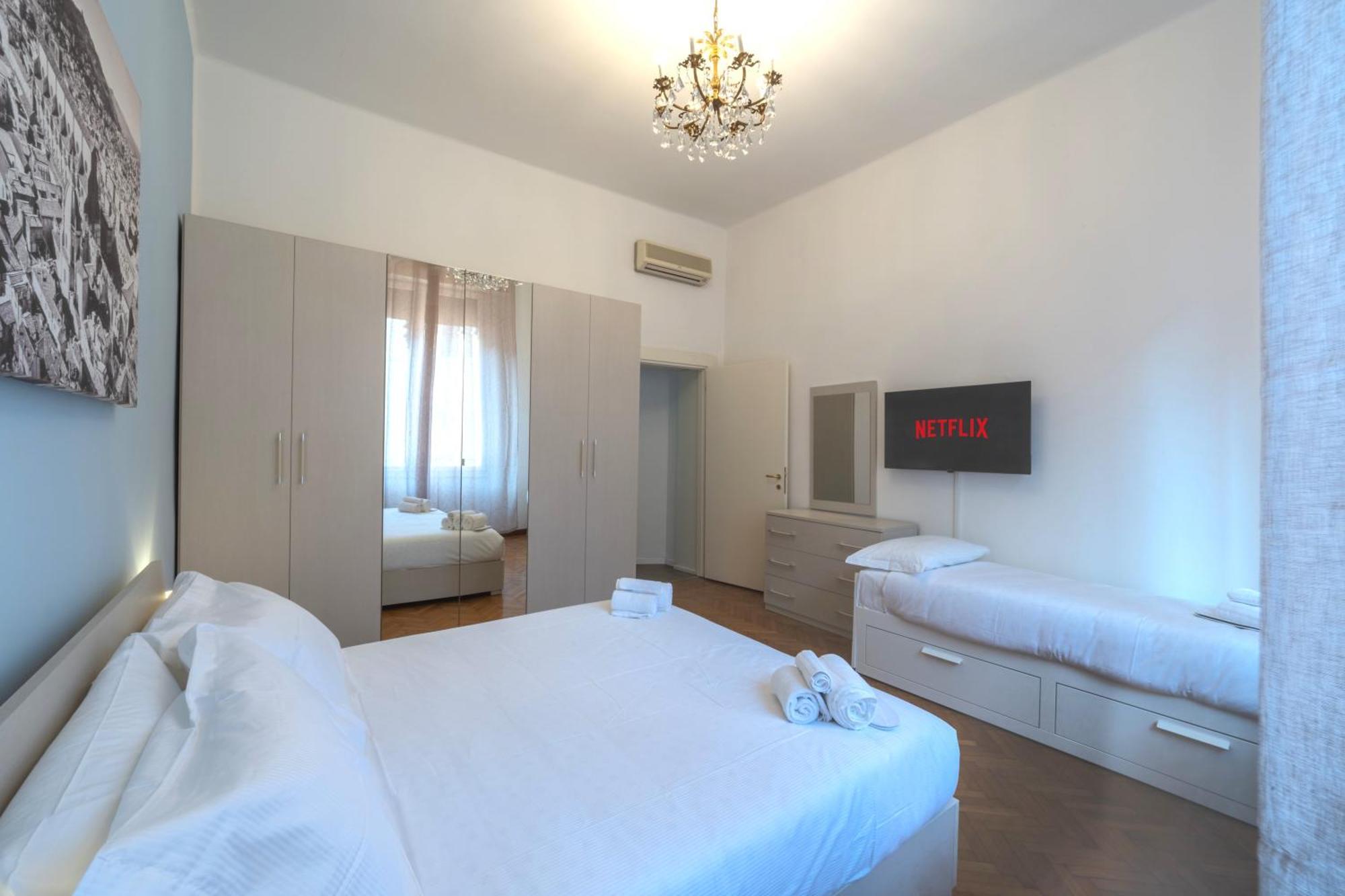 Suite In The Center Of 博洛尼亚 外观 照片